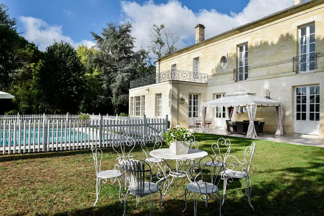Villa in Latresne, Nouvelle-Aquitaine, France 1 - 18252417