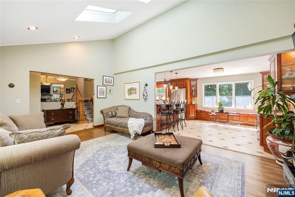 House in Woodcliff Lake, New Jersey, United States 5 - 18257139