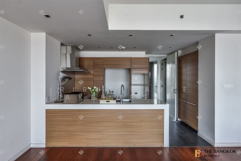 Condo in Bang Phong Phang, Krung Thep Maha Nakhon, Thailand 4 - 18252876