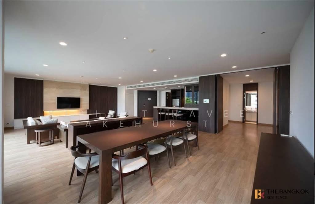 Condo in Phra Khanong Nuea, Bangkok, Thailand 1 - 18252880
