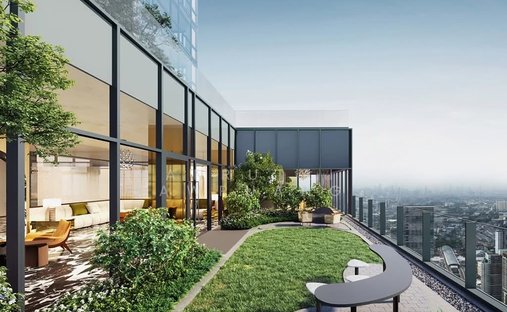 Condo in Thanon Phaya Thai, Bangkok, Thailand 1
