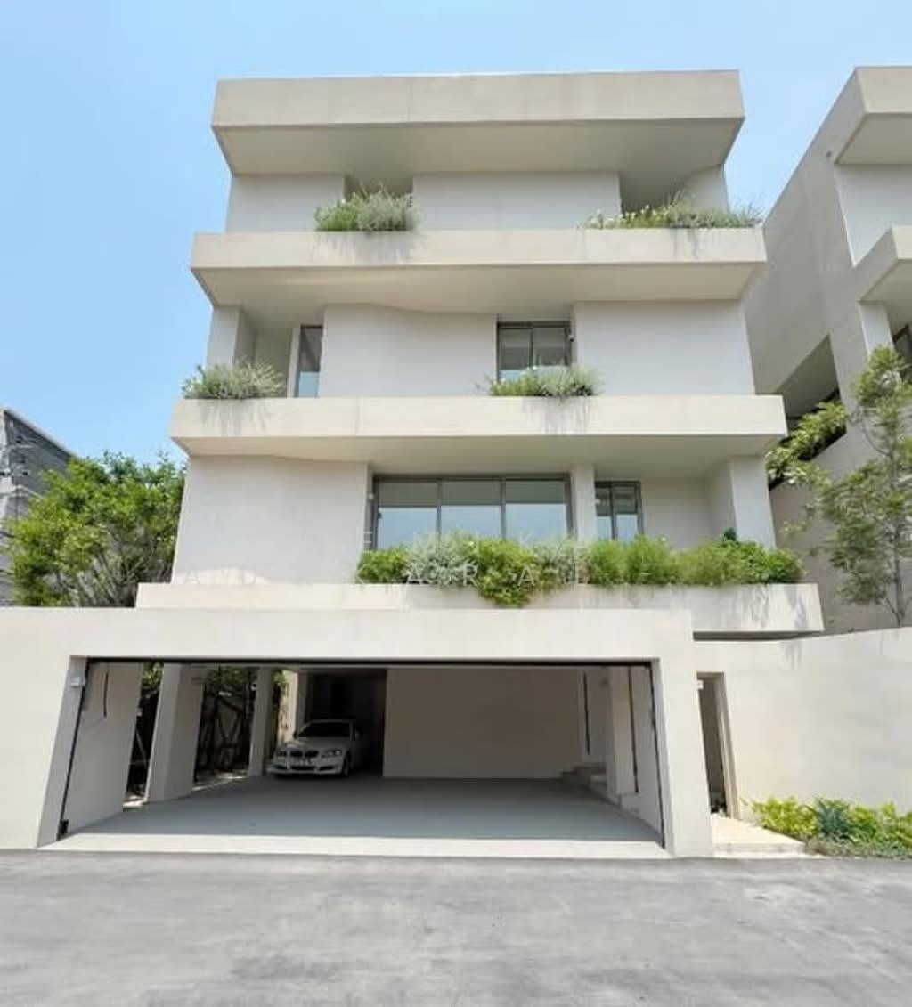 Townhouse in Chong Nonsi, Krung Thep Maha Nakhon, Thailand 4 - 18253221