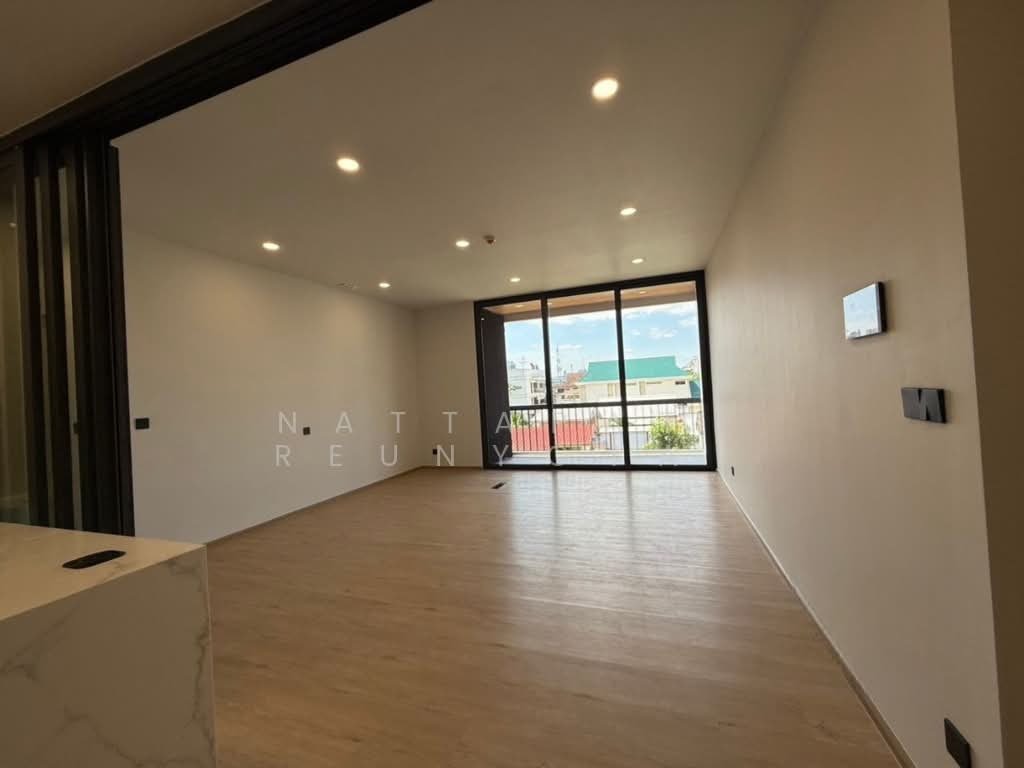 Condo in Phaya Thai, Krung Thep Maha Nakhon, Thailand 1 - 18252926
