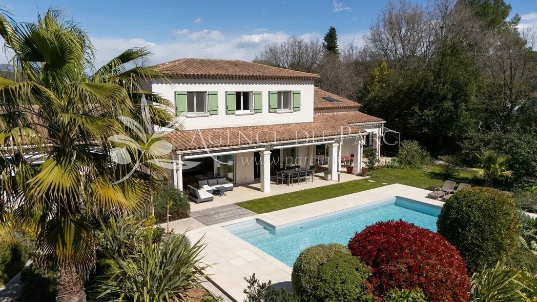 Villa in Nord, Roquefort-les-Pins, France 4 - 17756626