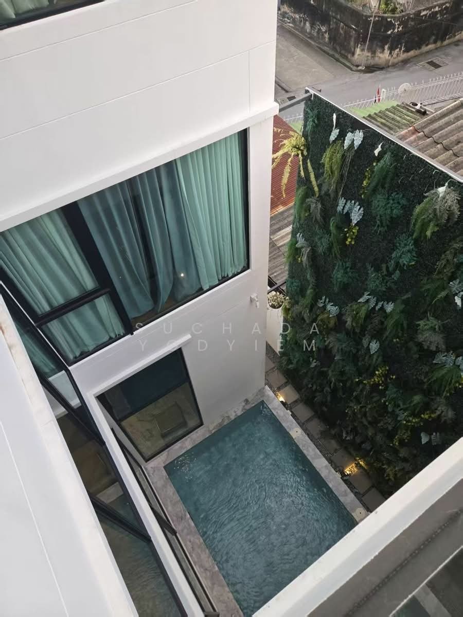 Villa in Phra Khanong Nuea, Bangkok, Thailand 3 - 18253575