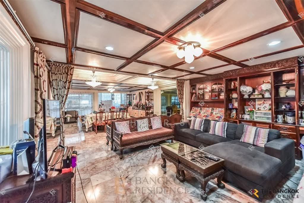 House in Bangkok, Krung Thep Maha Nakhon, Thailand 1 - 18253311