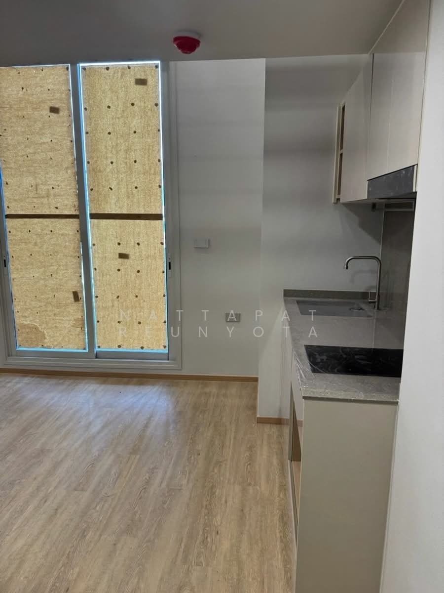 Condo in Si Phraya, Bangkok, Thailand 3 - 18253183