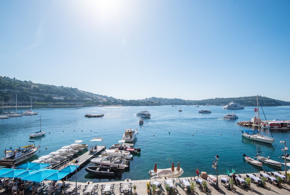 Apartamento en Le Port, Villefranche-sur-Mer, Francia 1 - 18256257