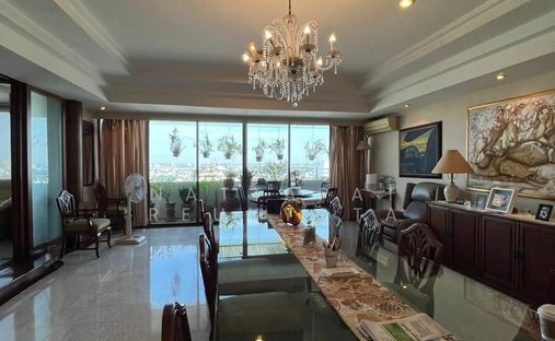 Condo in Bangkok, Krung Thep Maha Nakhon, Thailand 1