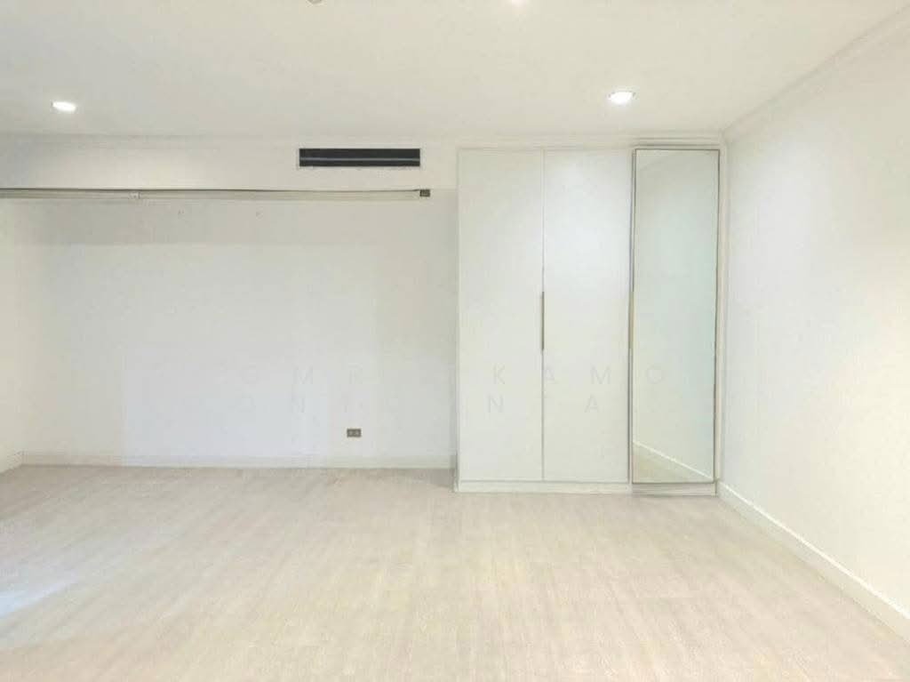 Condo in Khlong Toei, Krung Thep Maha Nakhon, Thailand 5 - 18252712