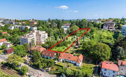 Land in Praha, Czechia 1