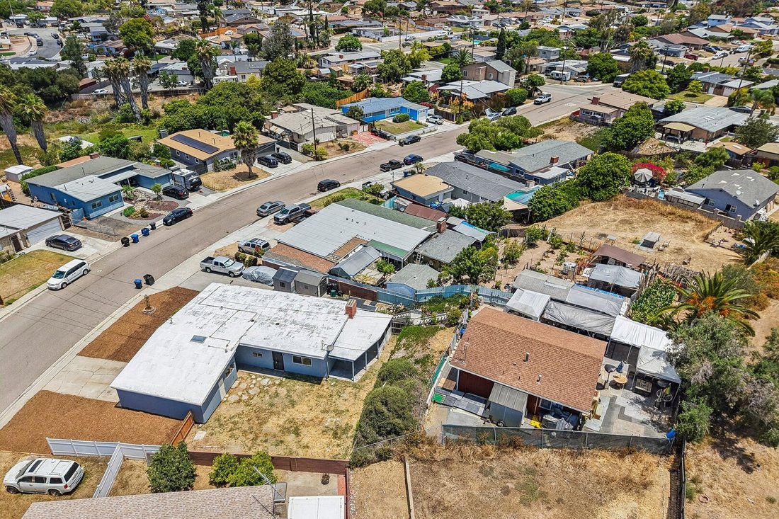 House in Chula Vista, California, United States 3 - 18250947