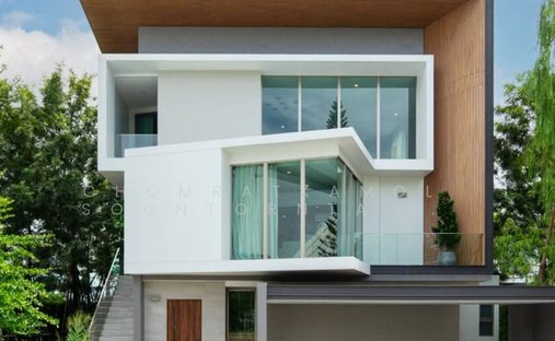 House in Hua Mak, Bangkok, Thailand 1