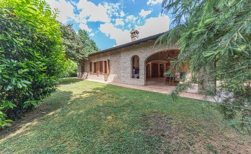 Villa in Castelnuovo Rangone, Emilia-Romagna, Italien 1