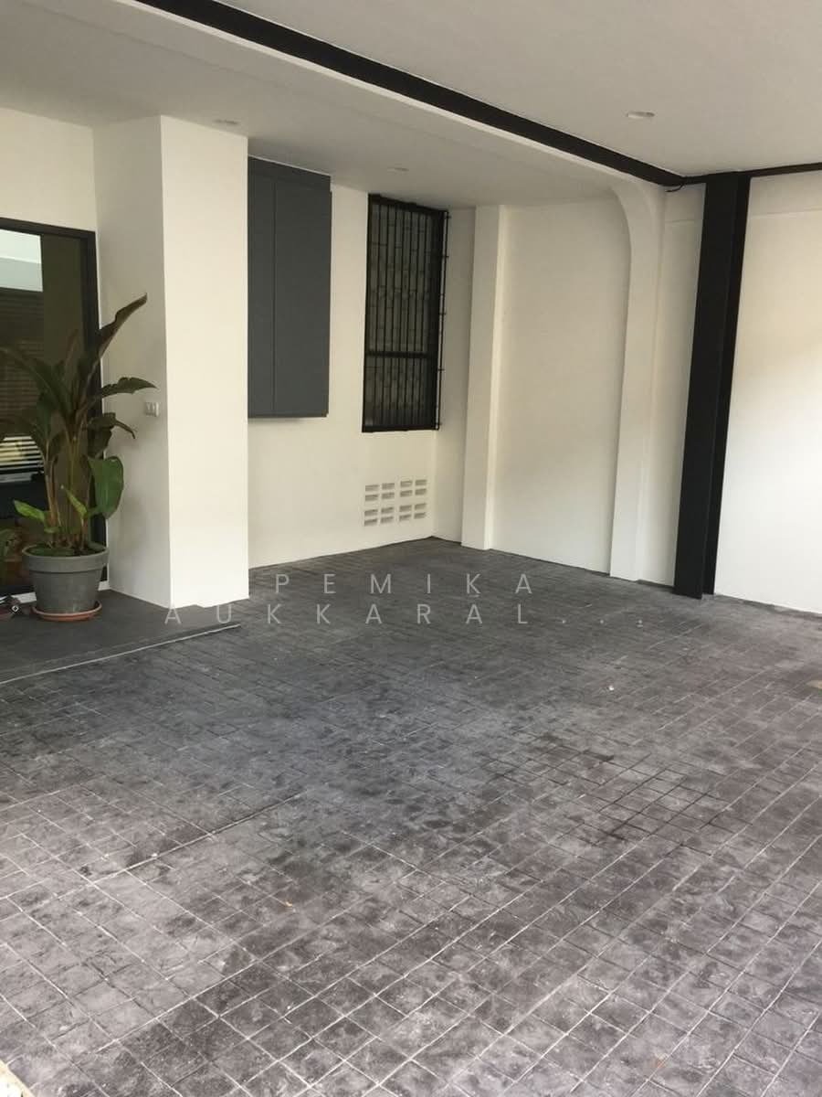 Townhouse in Bangkok, Krung Thep Maha Nakhon, Thailand 2 - 18252548