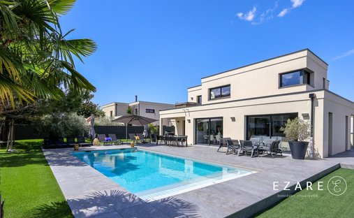 House in Asnieres-les-Dijon, Bourgogne – Franche-Comté, France 1