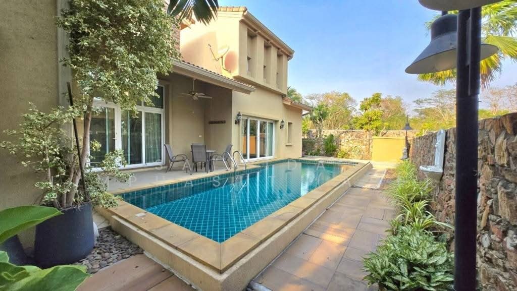 Villa in Pattaya City, Chon Buri, Thailand 1 - 18252000