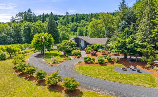 House in Chehalis, Washington, United States 1