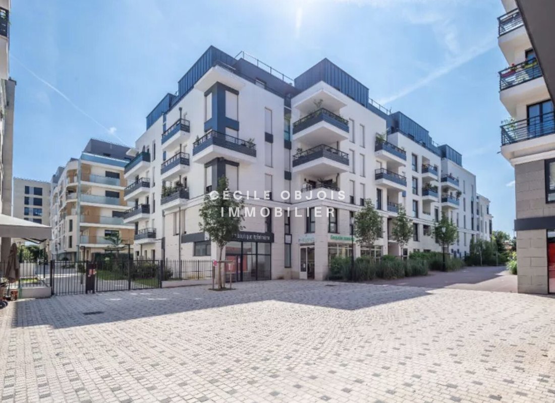 Apartment in Peri, Joinville-le-Pont, France 3 - 18256886