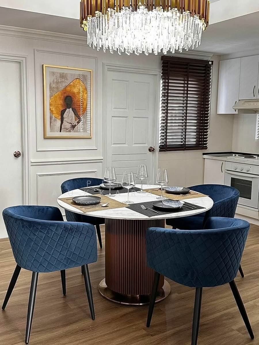 Condo in Khlong Toei, Krung Thep Maha Nakhon, Thailand 2 - 18253277