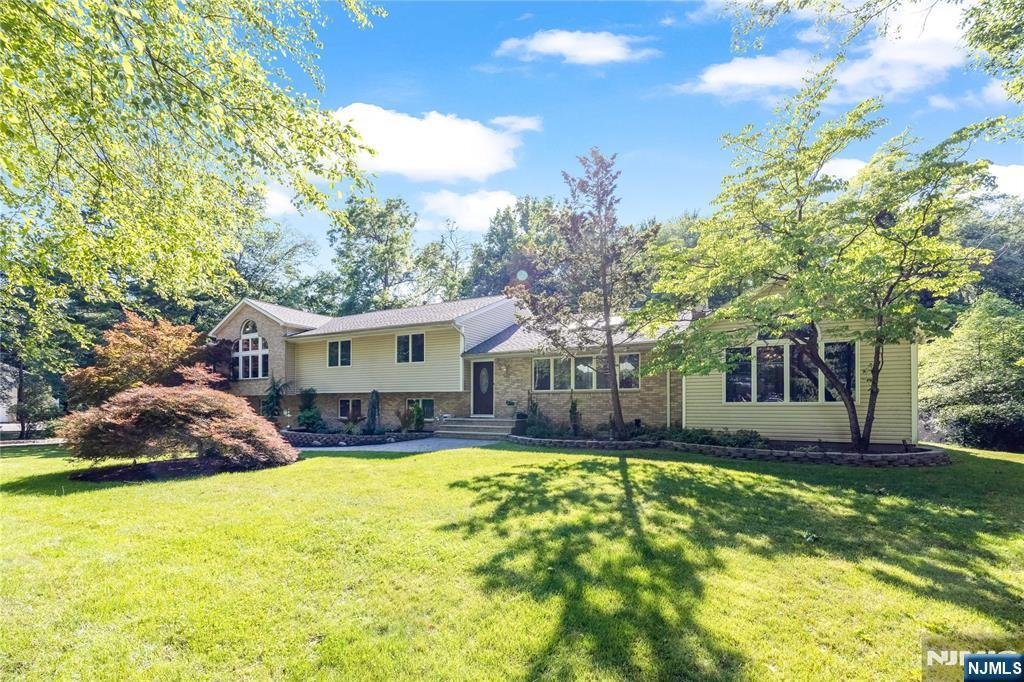 House in Woodcliff Lake, New Jersey, United States 1 - 18257139