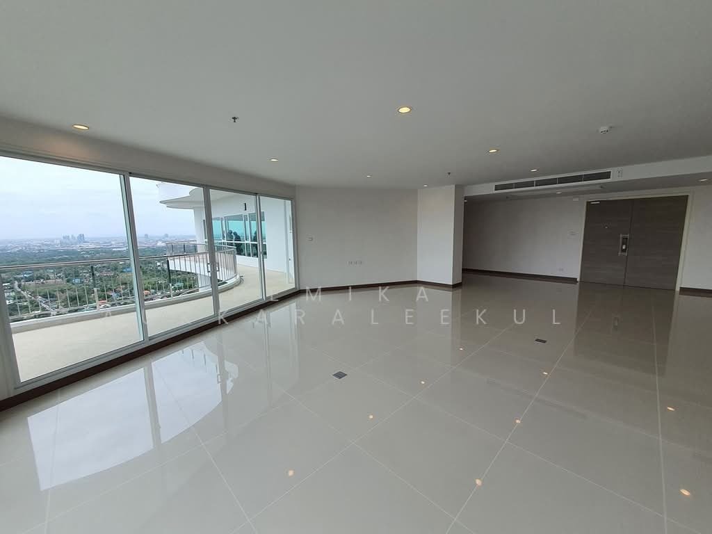 Condo in Chong Nonsi, Krung Thep Maha Nakhon, Thailand 3 - 18254939