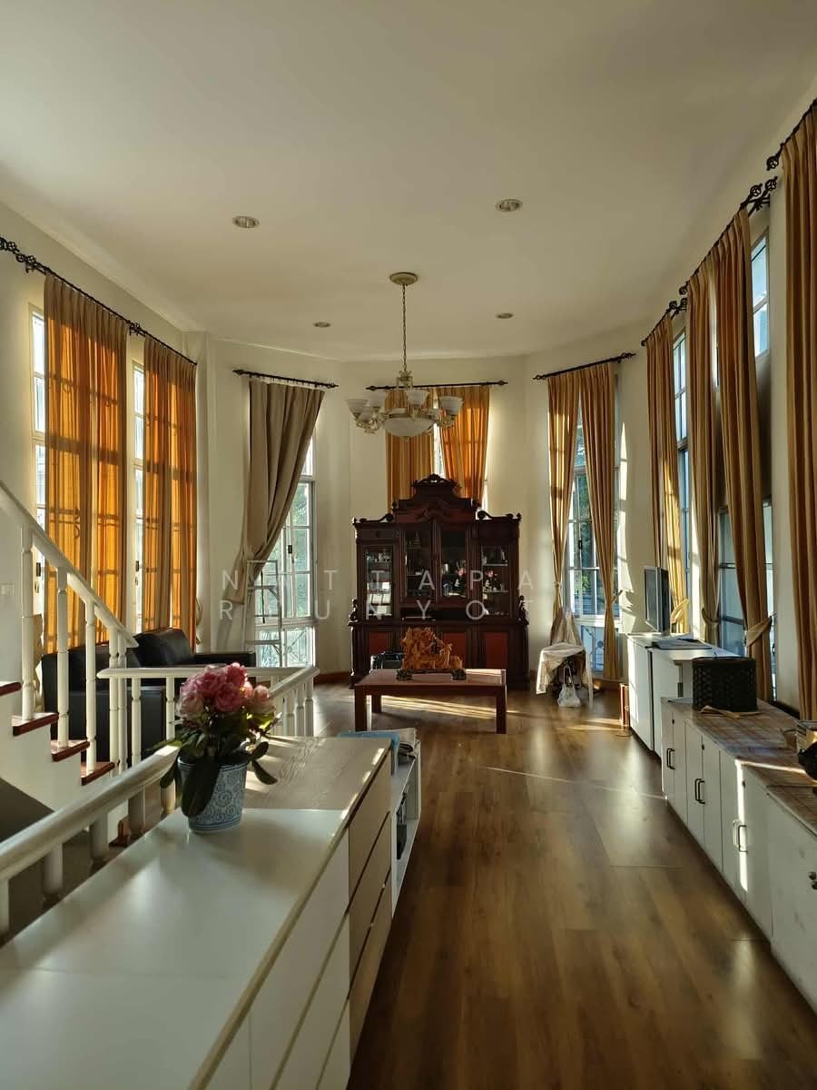House in Bangkok, Krung Thep Maha Nakhon, Thailand 3 - 18253098