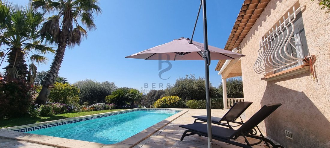 Villa in Exterieurs, Frejus, France 3 - 18254400