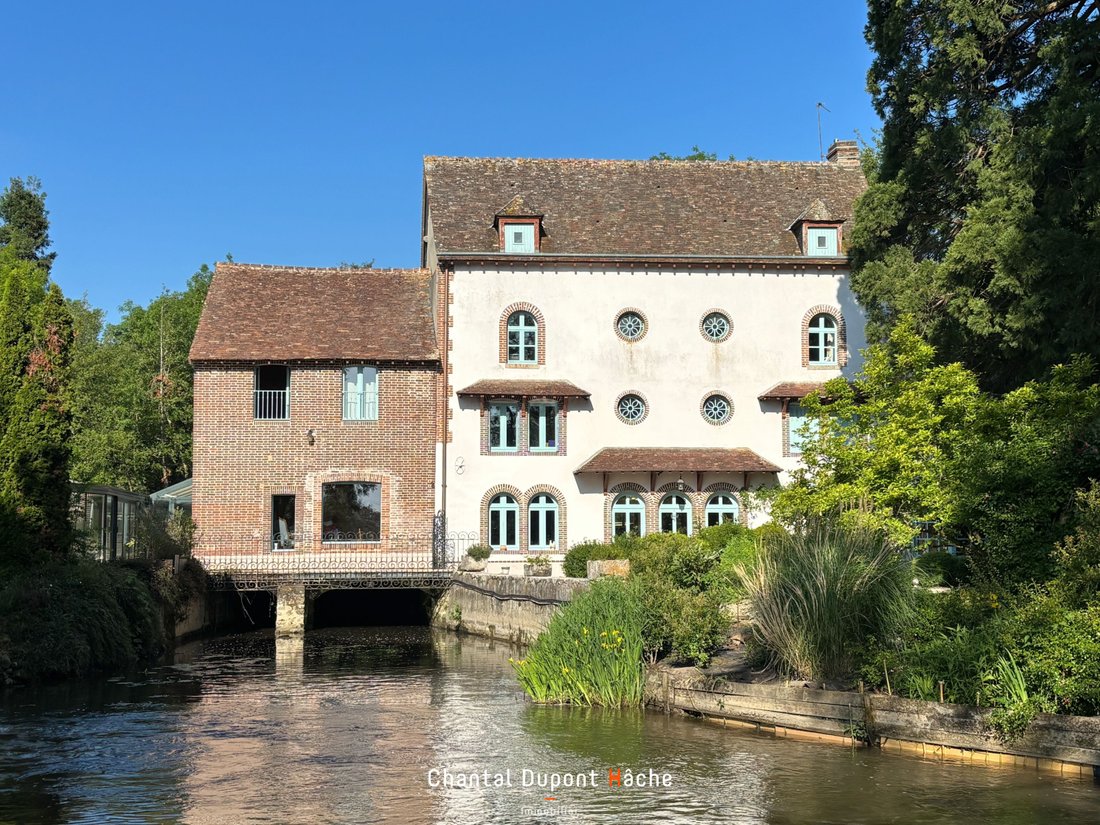 Estate in Saint Chéron-Hauts de Chartres-Puits Drouet, Chartres, France 1 - 16467637