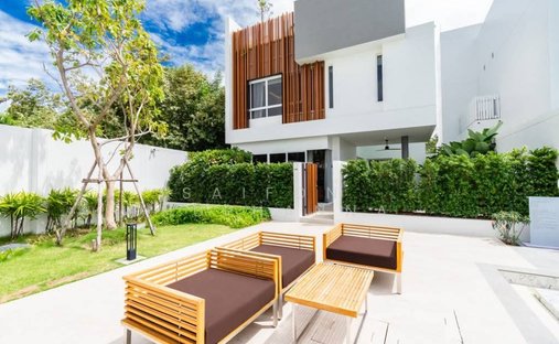 Villa in Cha-am, Phetchaburi, Thailand 1