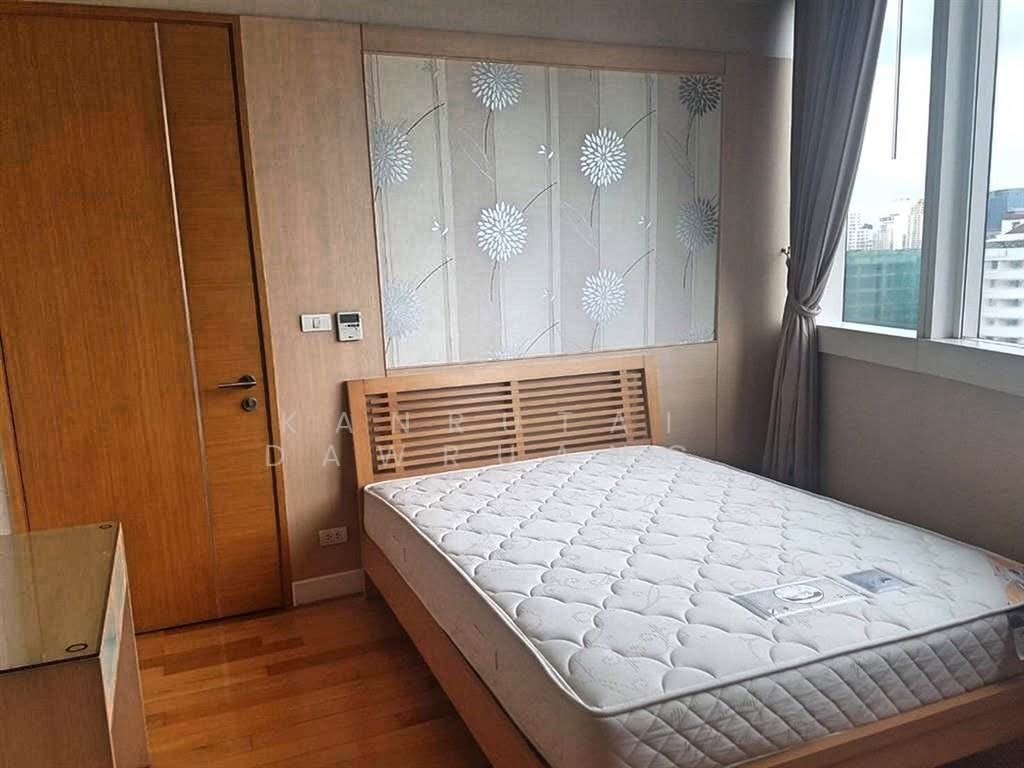 Condo in Khlong Toei, Krung Thep Maha Nakhon, Thailand 2 - 18255490