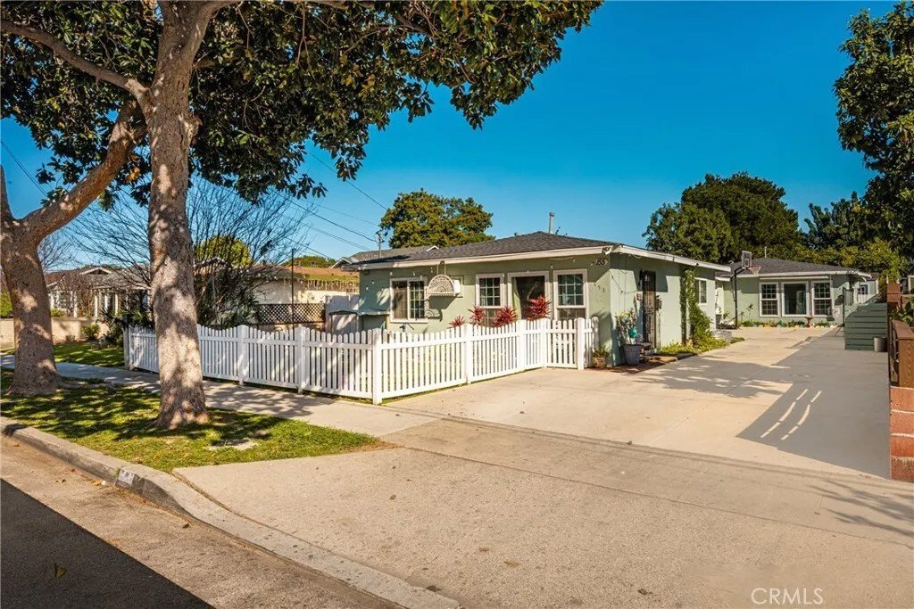 Orange, California, United States 1 - 17357062