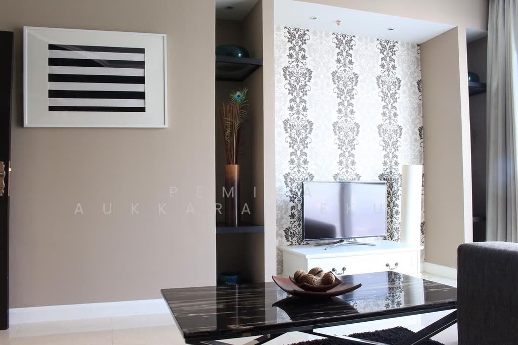 Condo in Khlong Toei, Krung Thep Maha Nakhon, Thailand 2 - 18254125