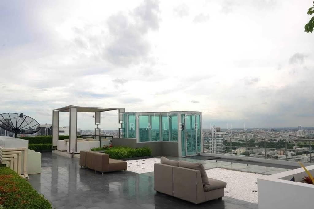 Condo in Thanon Phaya Thai, Bangkok, Thailand 5 - 18253230