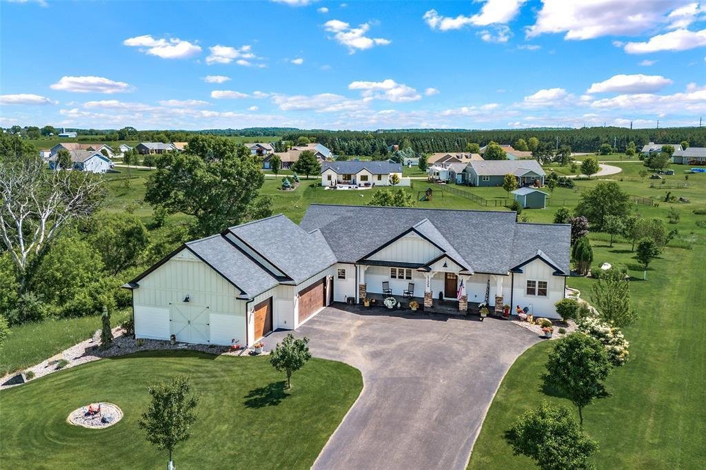 House in Chippewa Falls, Wisconsin, United States 2 - 18253499