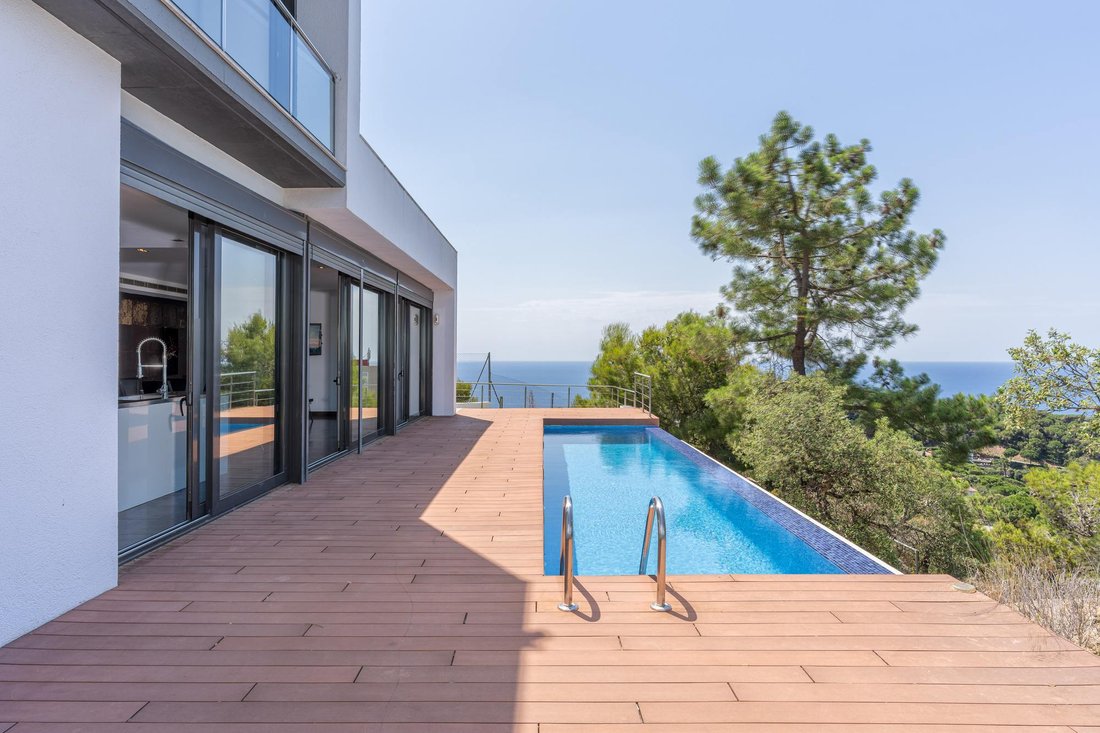 Villa in Lloret de Mar, Catalonia, Spain 2 - 18250477