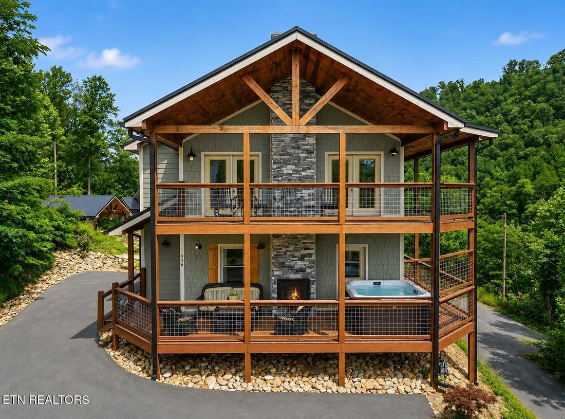 House in Gatlinburg, Tennessee, United States 1 - 18110387