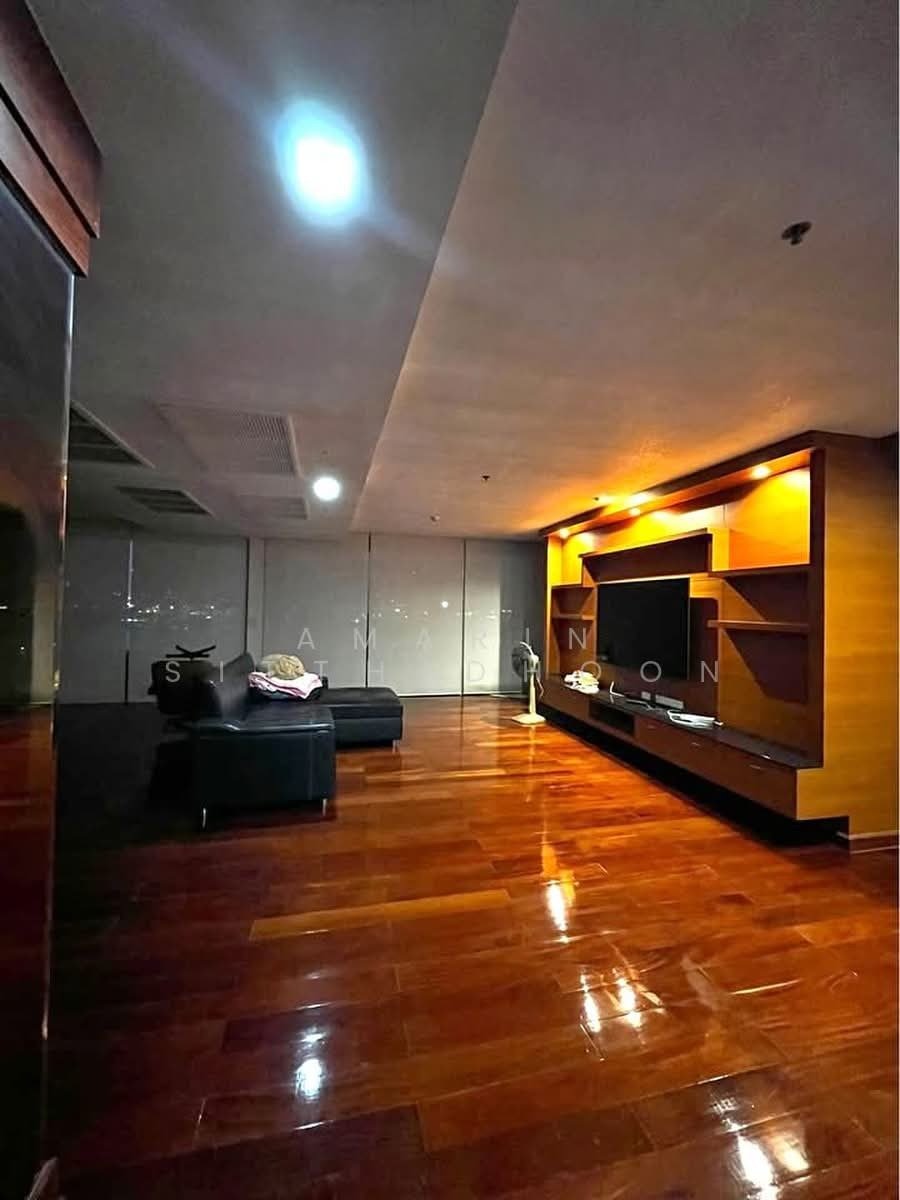 Condo in Bang O, Krung Thep Maha Nakhon, Thailand 1 - 18255356