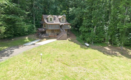 House in Fairmount, Georgia, United States 1