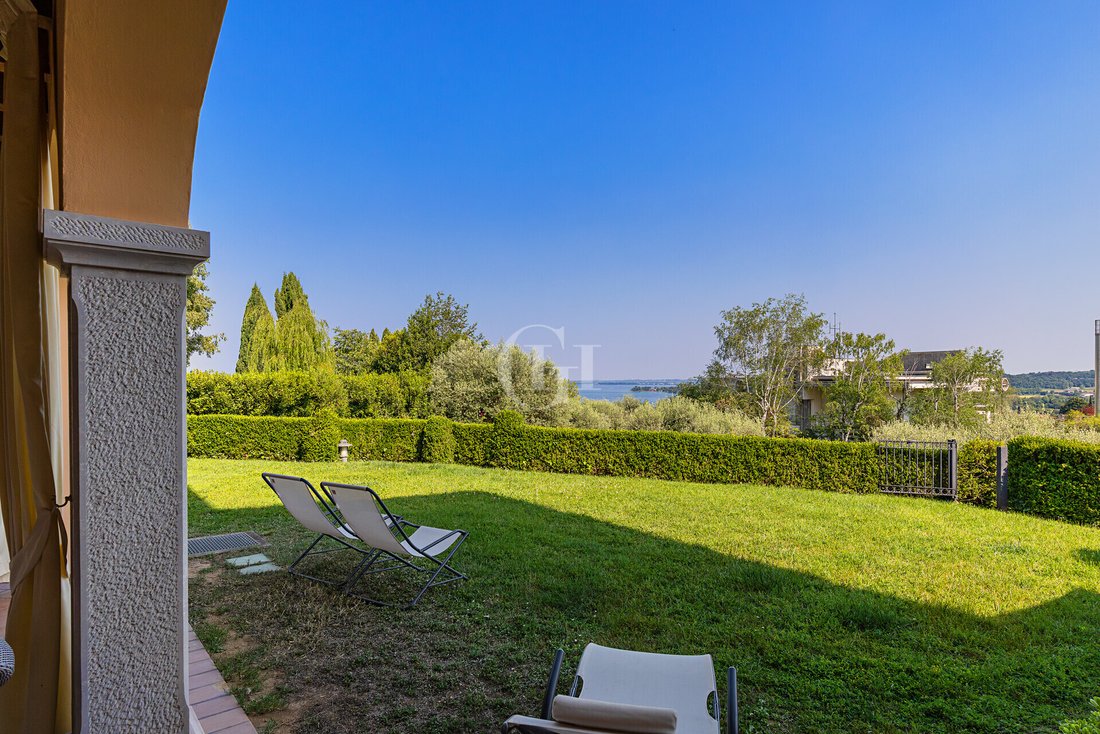 Apartment in Padenghe sul Garda, Lombardy, Italy 5 - 18257526