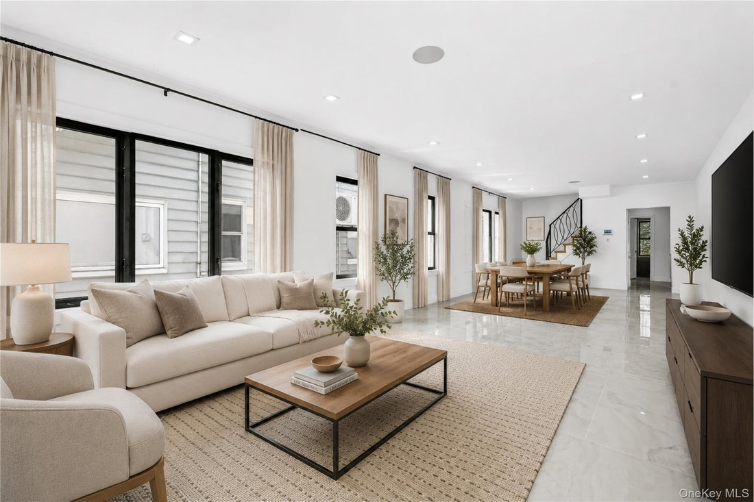 House in New York, New York, United States 5 - 18214949