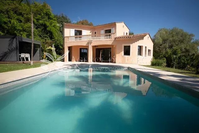 House in Vieille Ville, Antibes, France 4 - 17974915