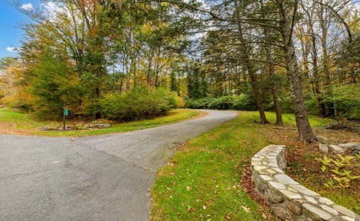 House in New Hartford, Connecticut, United States 1
