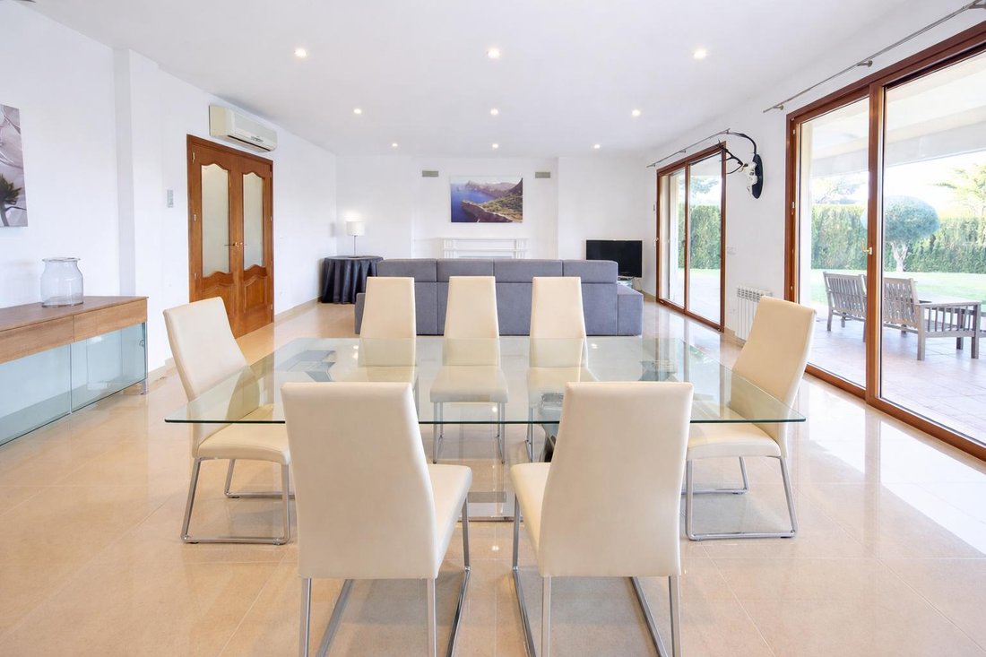 Villa in Rotes Velles, Calvia, Balearic Islands 2 - 18254876