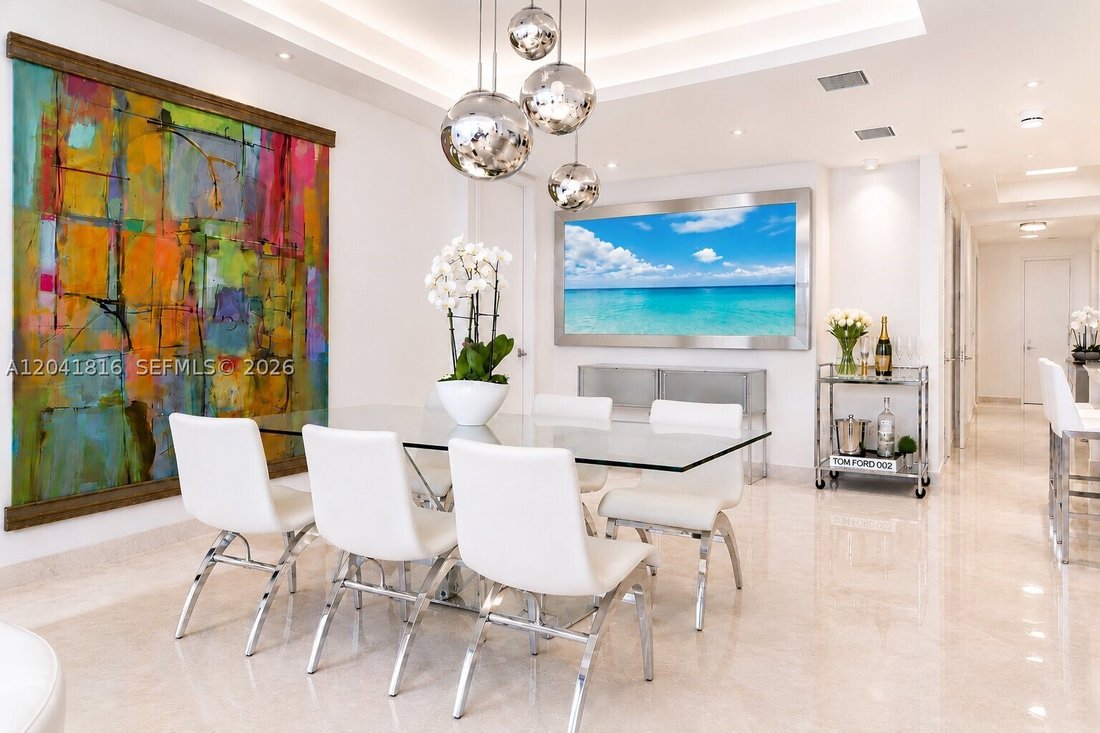 Condo in Miami Beach, Florida, United States 1 - 18256199