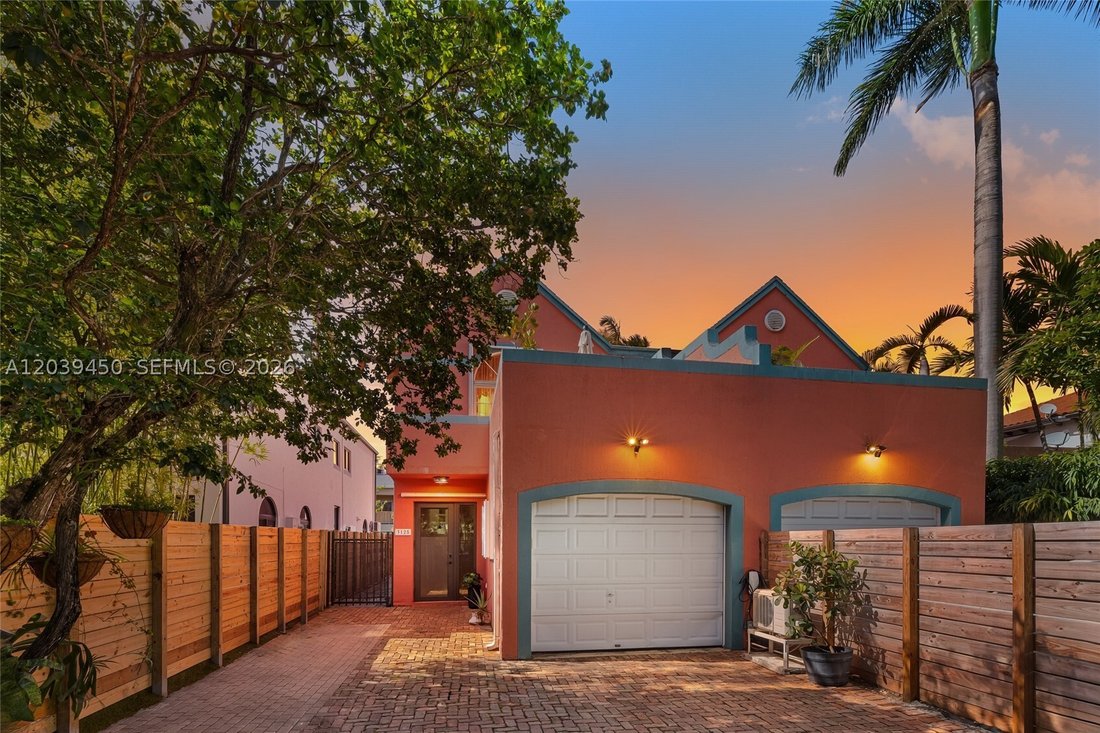 Townhouse in Miami, Florida, United States 1 - 18250411