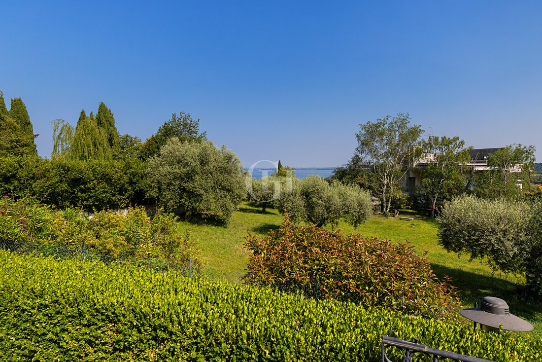 Apartment in Padenghe sul Garda, Lombardy, Italy 3 - 18257526