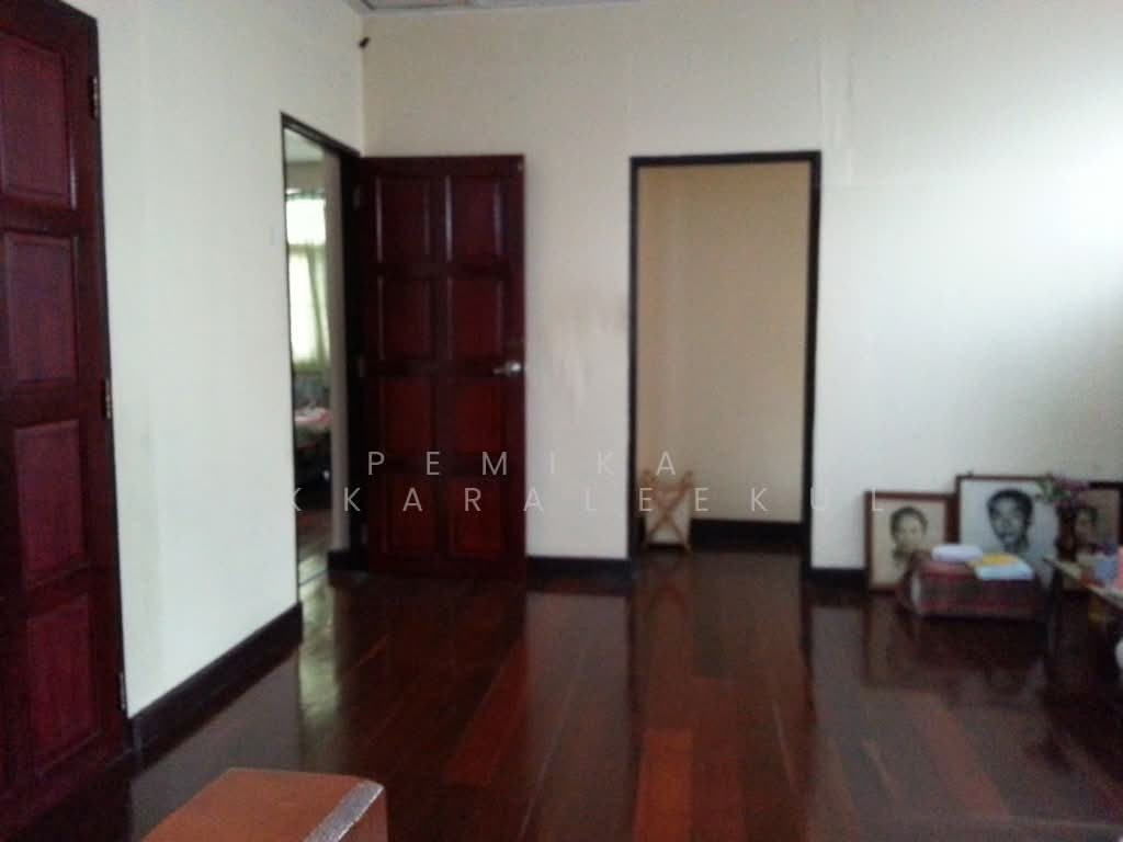 House in Bangkok, Krung Thep Maha Nakhon, Thailand 1 - 18256056