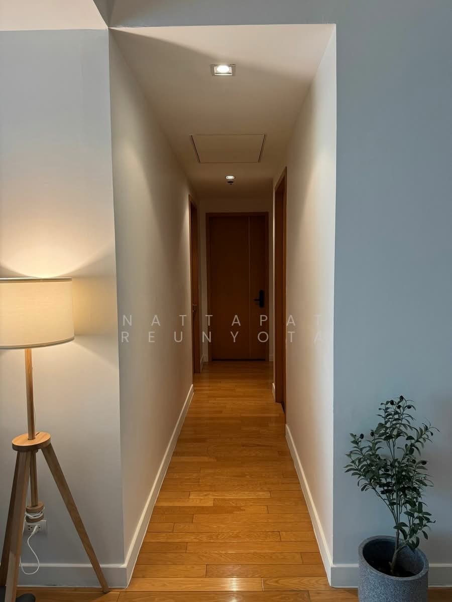 Condo in Khlong Toei, Krung Thep Maha Nakhon, Thailand 3 - 18253903