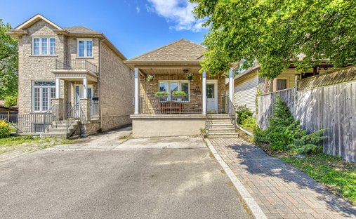 House in Toronto, Ontario, Canada 1